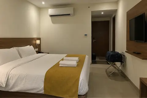 An ordinary business hotel room in Pune